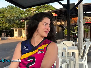 Roxxan the Pro Volleyball Player Gets Fucked Hard in Public Bathroom - Creampie, Big Ass, Squirting MILF