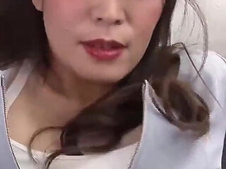How President Yuka Hirose Uses Her Extremely Erotic Ass to Educate Her Employees -3