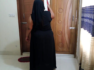 Fucking a Beautiful Maid in Saudi Arabia part-3