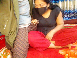 Sexy Desi Bhabhi with Dewar Romantic Fucking Blowjob