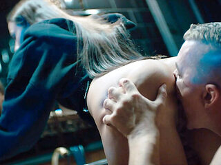 Time Stop Sex - Hot Brunette Milan Cheek Freezes for Homeowner's Freeuse Fuck