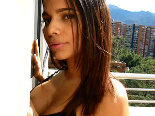 Outgoing spic mommy at a xozilla porn movies casting