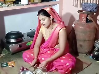 Stepmom Rajlaxmi Aunty wants it now, let's get wild