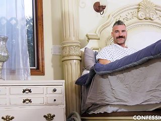 Tattooed Nurse With Big Tits Luna Skye Is Horny And Wants To Fuck Her Patient