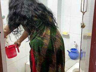 I went to the bathroom and started fucking my stepsister