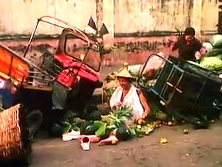 Drei Oberbayern auf Dirndl-Jagd (1976)