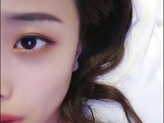 Sao girl live fucks to satisfy fans in various poses