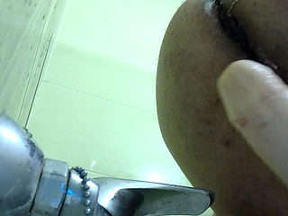 BIG TOY in shower deep insert