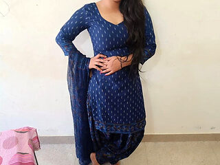 Desi Muslim Stepsister Hot MMS Blowjob in Hindi