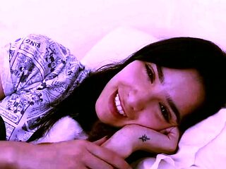 ASMR Glow Unedited Video in Panties - When You Can't Sleep