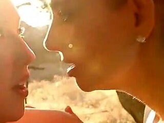 Mindi Mink, Samantha Rone MILF Romance