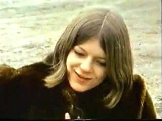 Teenage runaway (1975)