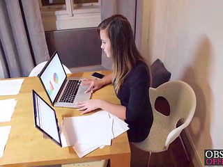 Cute Clea Gaultier surprises Naomi Bennet with lesbian sex