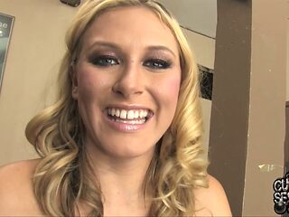 Giving us a peek of her delicious pussy on the set of Dogfart