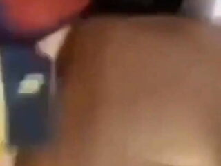 Thy hostesi kaptana veriyor