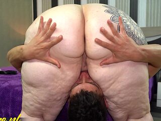 Huge Ass BBW MILF Sophia Lola Sits On  Guy’s Face & Dick