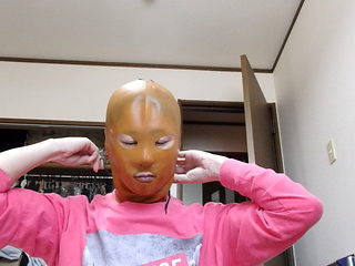 PutOn Rubber Mask pt.1