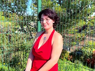 Oletsha, 26, mistress of a hotel in Nancy! - Jacquie et Michel TV