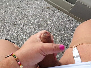 Crossdresser in nylons and heels cums during roadtrip