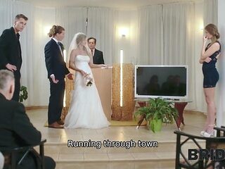 Cheating bride gets naughty at the wedding ceremony
