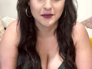 The Adventures of Josie Jaxxon! First Threesome with a Girl! ‍