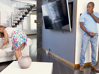 Sizzling MILF Syren De Mer Surprised by BBC boyfriend of daughter