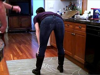 Syrena gets a whoopin'