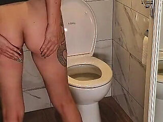 Life of a Femdom Toilet Slave