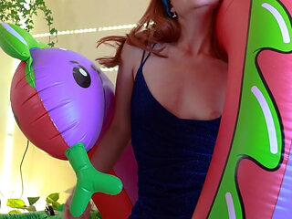 I Am the Prey of a Giant Inflatable Snake