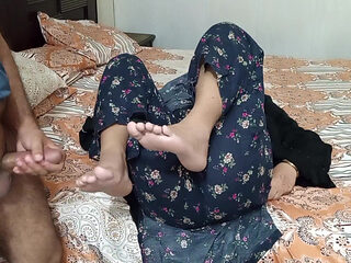 A Muslim Girl and Hindu Boy's Secret Love Story - Hindi audio