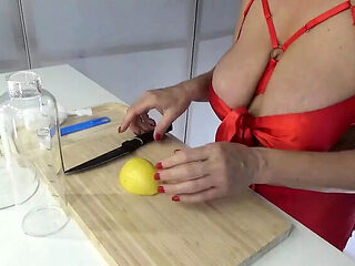 Amateur MILF Makes Lemonade in Shower - Big Natural Tits & Golden Shower Fetish