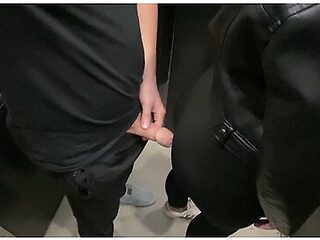 I Fucked Playful Stranger With Huge Ass In Black Leggings On The Staircase And Cum In Her Mouth
