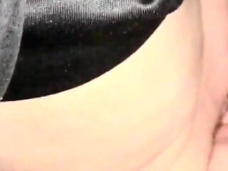 Delhi White Girl Takes Policeman's Entire Cock in Her Big Ass