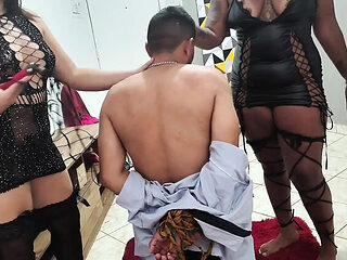 Amateur Blonde MILF Lyah Silva Face Sitting Domination Huge Booty BDSM