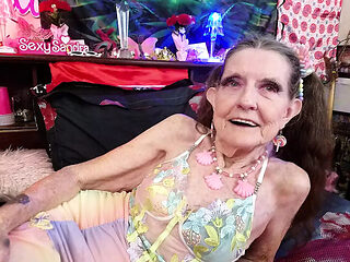 Sexy Sandra Hot Webcam Solo Show - Dildo Masturbation & Dirty Talk MILF