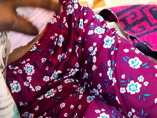 Desi Stepmom Anal First Time With Daughter - Indian Aunty Hot Sex