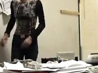 Amateur Brunette Secretary Squirting Blowjob Casting - French Vintage Fun