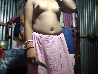 Indian Desi bhabhi medium ass and dewar por
