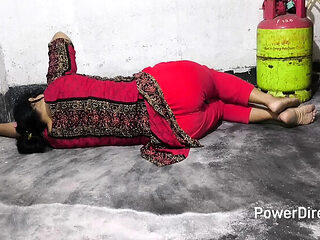 Desi Aunty Anal Fuck - Hardcore Doggy Style with Big Ass Indian Mom