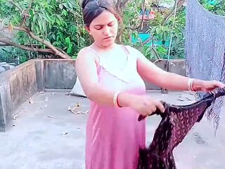 All Indian action featuring Apki Randi and the bhabhi