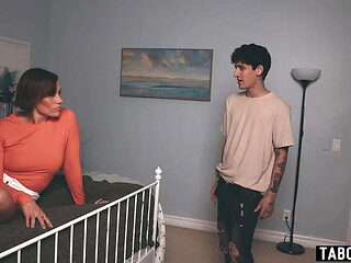 Arab stepmom MILF squirting pussy caught by stepson