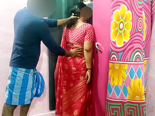 Desi Aunty Screams in Hurt While Having Anal Sex.