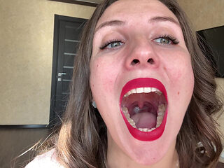 Swallow Bite Seduction POV