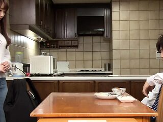 Hot wife asks stranger to screw her hubby
