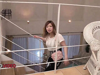 Suzuna Komiya Asian MILF Gets Creampied in HD Uncensored JAV
