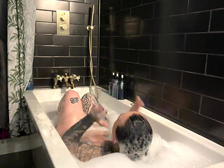 Get off to This Loser