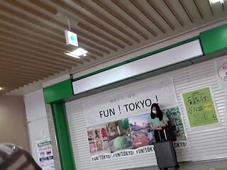 Fetish video of a Japanese pharmacist with a nice figure