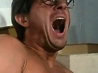 Vintage Hairy Pussy Threesome with Anal and Blowjob - Christoph Clark