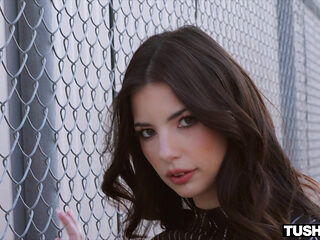 TUSHYRAW Little Hottie Asteria Jade Has A Great Ass And An Even Greater Gape