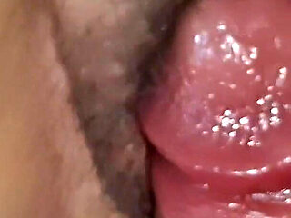 A Divorced Neighbor Invited Me to Fuck Her Hairy Pussy.